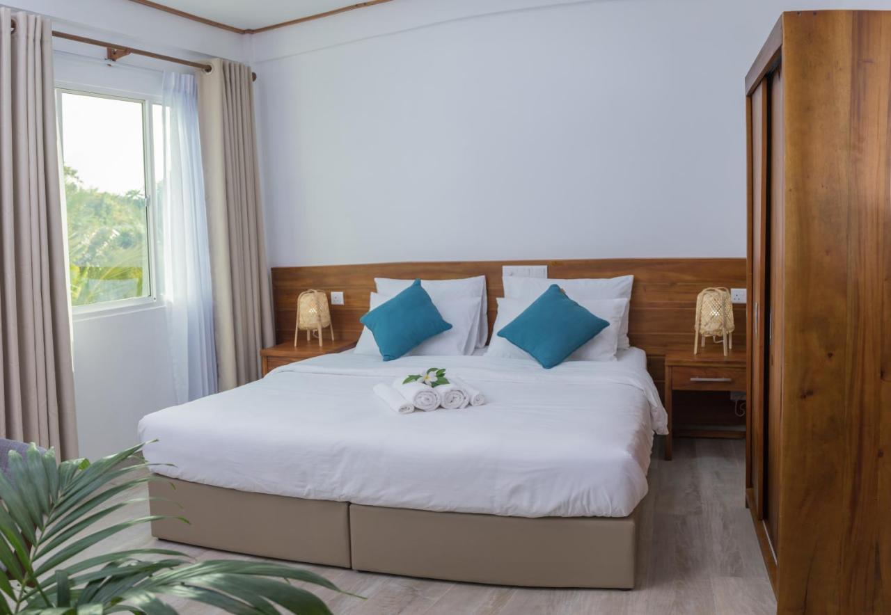 Nihaali Maldives Hotel Kudarikilu Luaran gambar
