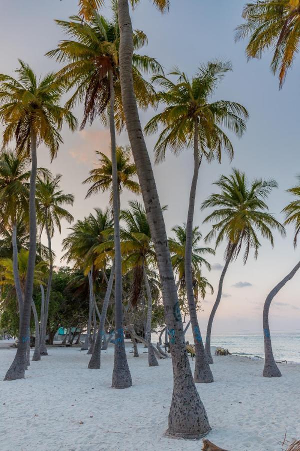 Nihaali Maldives Hotel Kudarikilu Luaran gambar